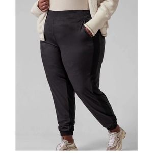 Athleta Lined Brooklyn Camo Jogger Black Stretch Pockets Pants size 18